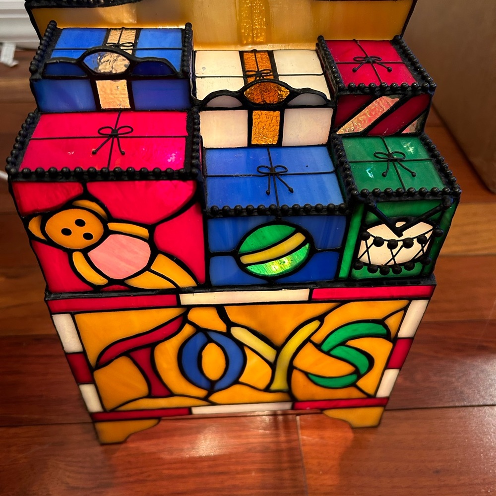 Special Times Genuine Stained Glass Lighted toy box Vintage working no box